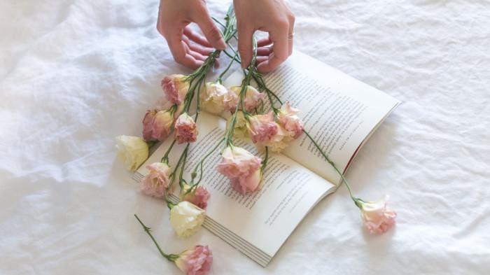 RAMALAN ZODIAK - Foto ilustrasi untuk ramalan zodiak cinta. Foto diunduh dari canva.com, Selasa (21/10/2025). Berikut ramalan cinta untuk 12 zodiak lengkap hari ini, Jumat (14/11/2025).