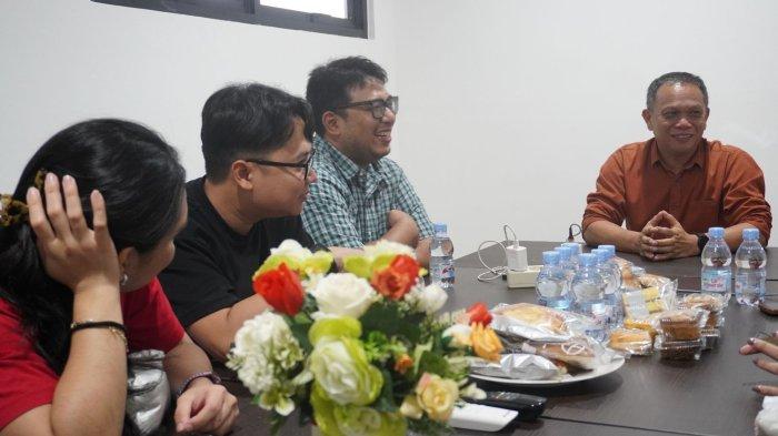 SILATURAHMI - Rombongan Harita Nickel dipimpin oleh Irsad Prakasa, Vice President Media Relations, bersama Media Relations Superintendent Bayu Gialucca Vialli, serta sejumlah staf.