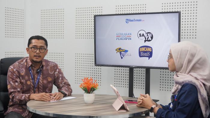 TAMU TRIBUN - Narasumber General Manager Garuda Indonesia Cabang Ternate Achmad Allam Rafli saat mengisi podcast bertajuk 