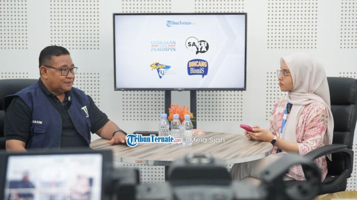 TAMU TRIBUN - Kepala Dinas Sosial Maluku Utara Zen Kasim di podcast Tamu Tribun bertajuk 