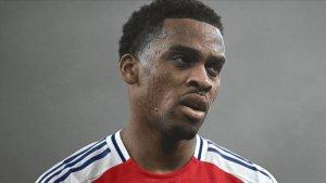 Bek-Arsenal-Jurrien-Timber-Foto-diambil-dari-situs-resmi-Arsenalcom-pada-17-Maret-2025.jpg