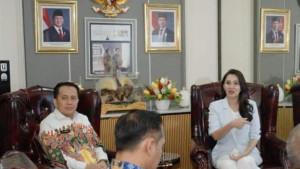 Gubernur-Maluku-Utara-Sherly-Laos-audiensi-bersama-Dirjen-Keuangan-Daerah-Kementerian-Dalam-Negeri.jpg