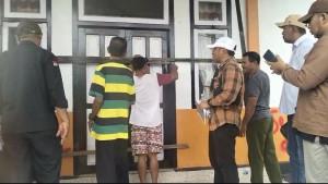 Kantor-Desa-Papaceda-Kecamatan-Gane-Barat-dipalang.jpg
