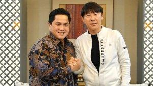 Ketum-PSSI-Erick-Thohir-dan-Pelatih-Timnas-Indonesia-Shin-Tae-yong-yang-kini-dipecat.jpg