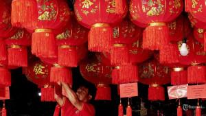 Lampion-di-Kelenteng-Bio-Hian-Thian-Siang-Tee-Palmerah-Ilustrasi-Shio-Imlek-Tahun-Baru-China.jpg