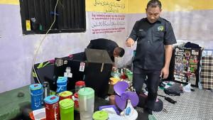 Lapas-Ternate-Sisir-Kamar-Hunian-Warga-Binaan.jpg