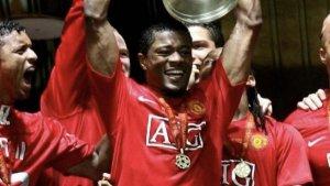 Legenda-Manchester-United-Patrice-Evra.jpg