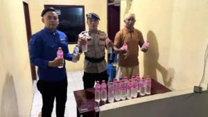 Miras-jenis-cap-tikus-yang-disita-Polres-Kepulauan-Sula-dari-atas-KM-KM-Permata-Obi.jpg