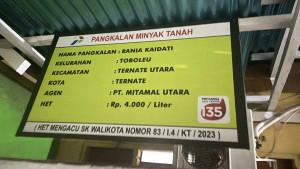 Papan-nama-pangkalan-minyak-tanah-di-Kelurahan-Toboleu-Ternate.jpg