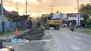 Proyek-ruas-jalan-di-Halmahera-Selatan.jpg