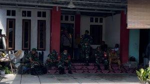 Sebuah-rumah-di-ternate-jadi-objek-eksekusi-TNI-Polri-ikut-berjaga.jpg