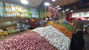 Suasana-jual-beli-di-Pasar-Barito-Bahari-Berkesan-Ternate.jpg