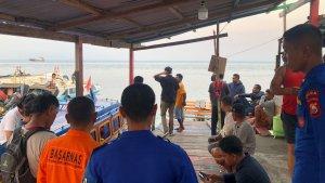 Suasana-pelabuhan-tempat-evakuasi-korban-speedboat-tenggelam-di-perairan-Sidangoli-Halmahera-Barat.jpg