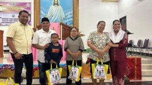 Umat-Kristen-di-Kepulauan-Sula-dapat-parcel-Natal-2024-dan-Tahun-Baru-2025.jpg