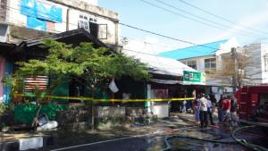 foto-kebakaran-rumah-makan-pak-rt-ternate_1.jpg