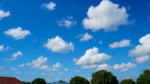foto-langit-cerah-berawan_2.jpg