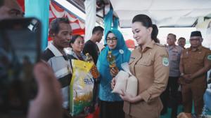 pangan-murah-sherly-laos-2.jpg