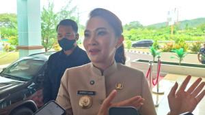 sherly-laos-fiskal-daerah.jpg