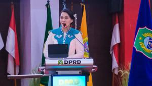 sherly-laos-program-8-tahun.jpg