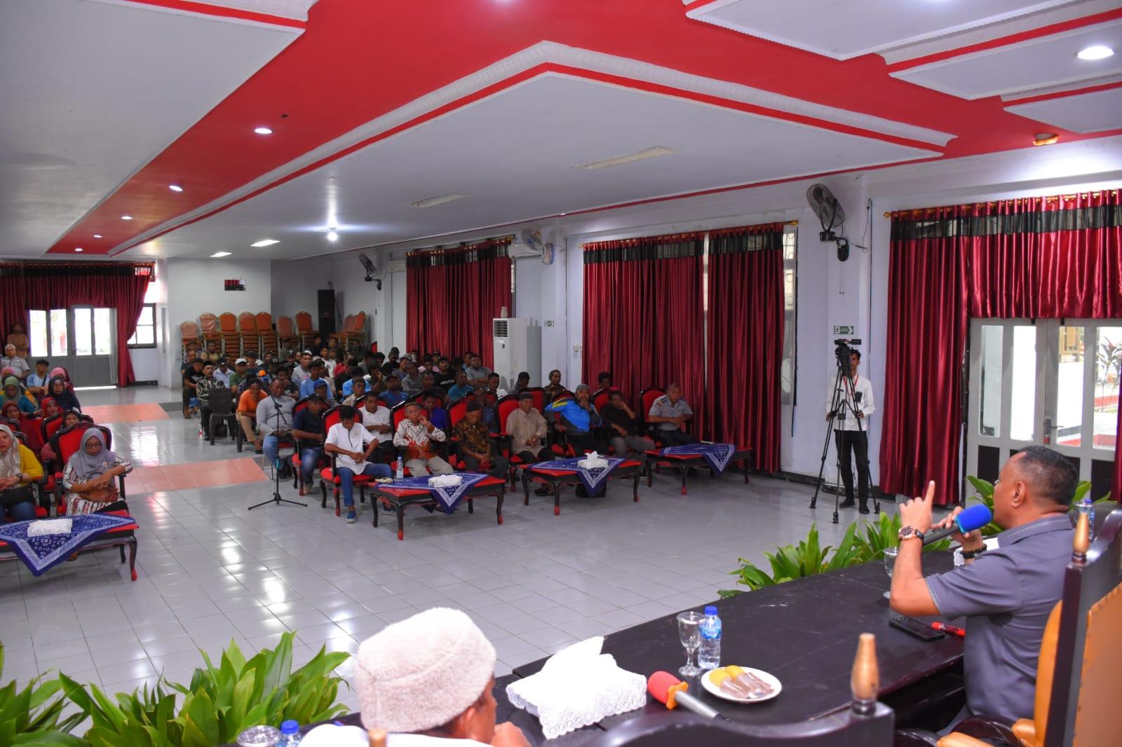 Wakil Wali Kota Tidore Gelar Pertemuan dengan Organda dan Pedagang Bahas Masalah Trayek