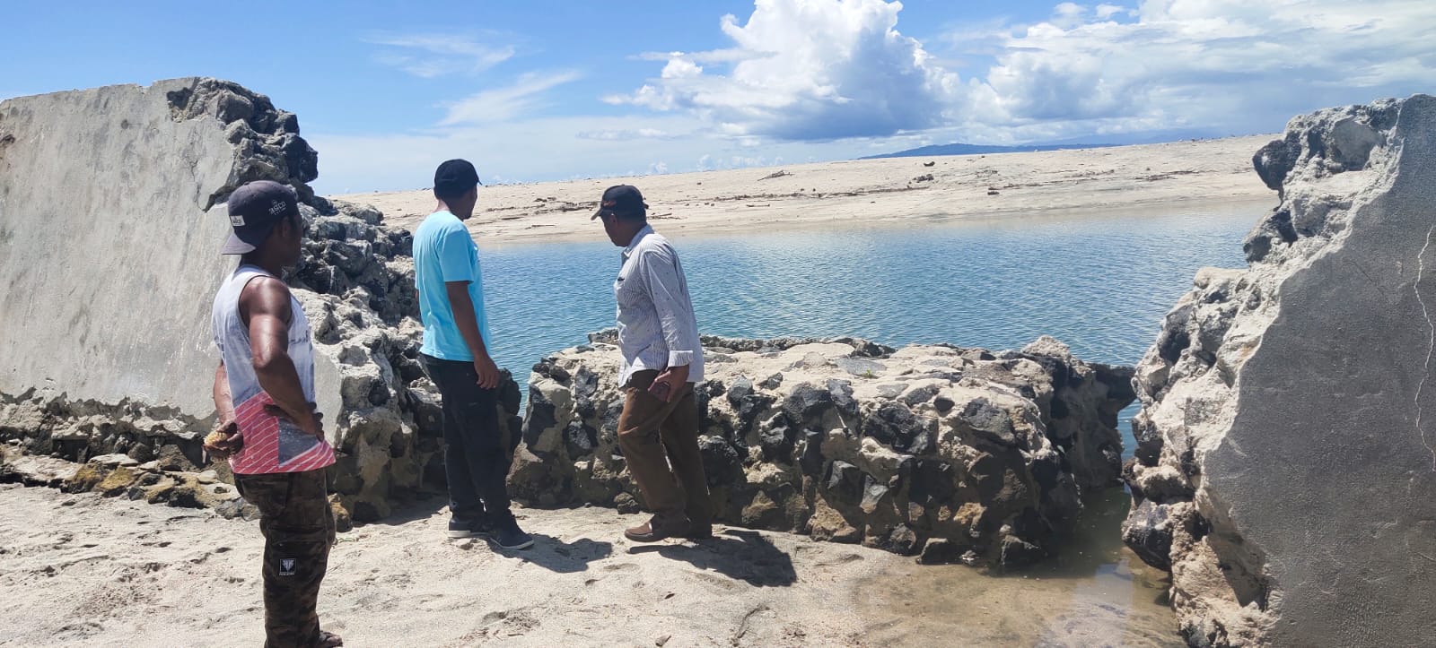 Komisi III DPRD Halmahera Utara Minta Inspektorat Audit Proyek Talud Penahan Ombak di Desa Supu