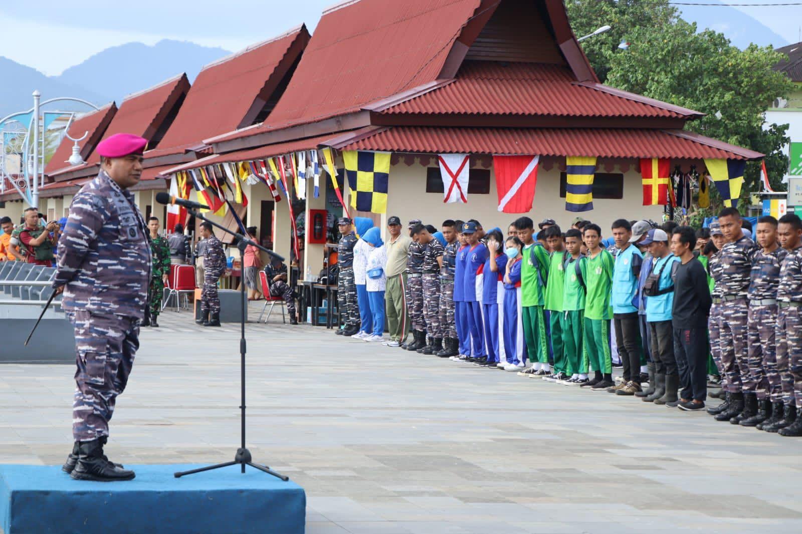 Lanal Ternate Libatkan Semua Unsur Ikut Program Kali Bersih di Kelurahan Makassar Timur