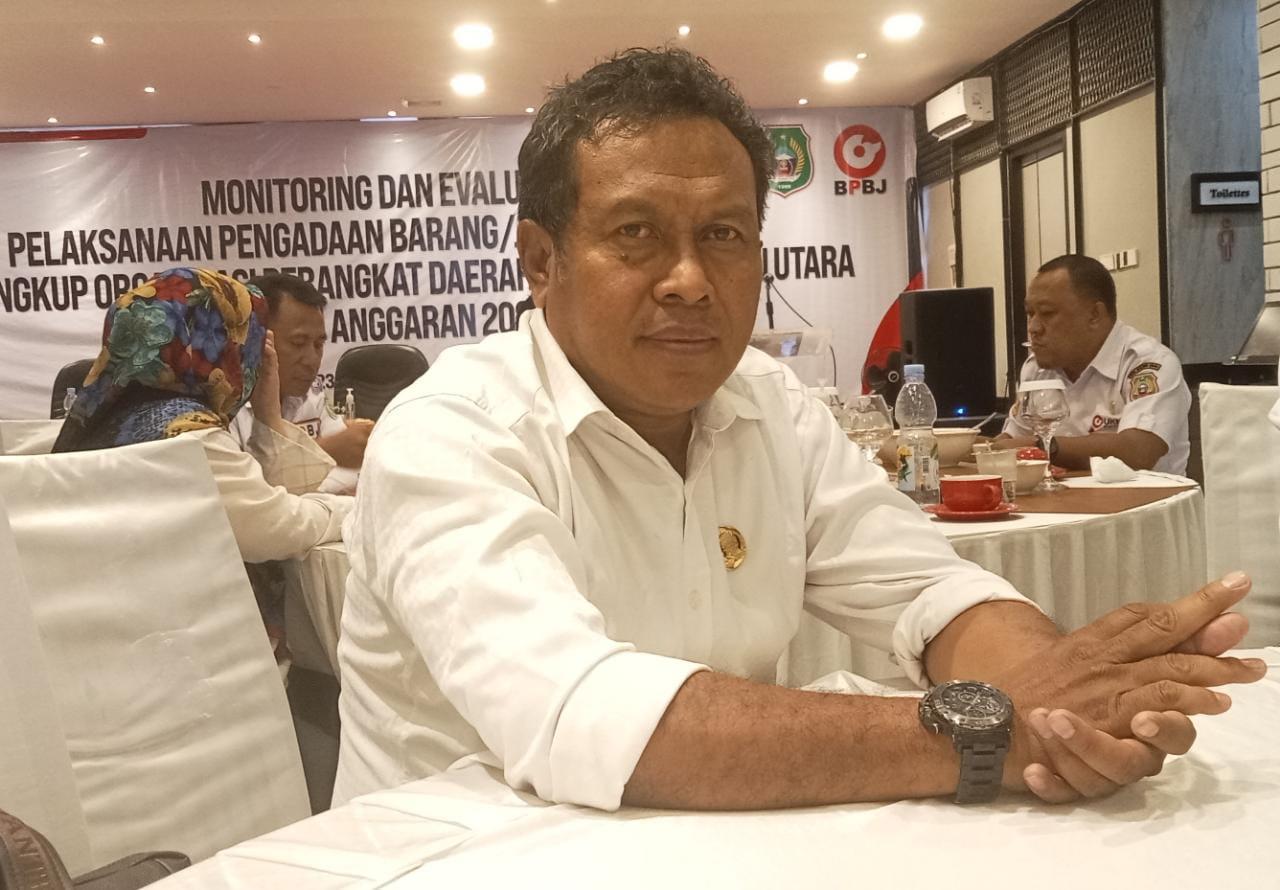 Plh Sekprov Maluku Utara Tekankan Dikbud Ikut SOP untuk Penerimaan Siswa Baru