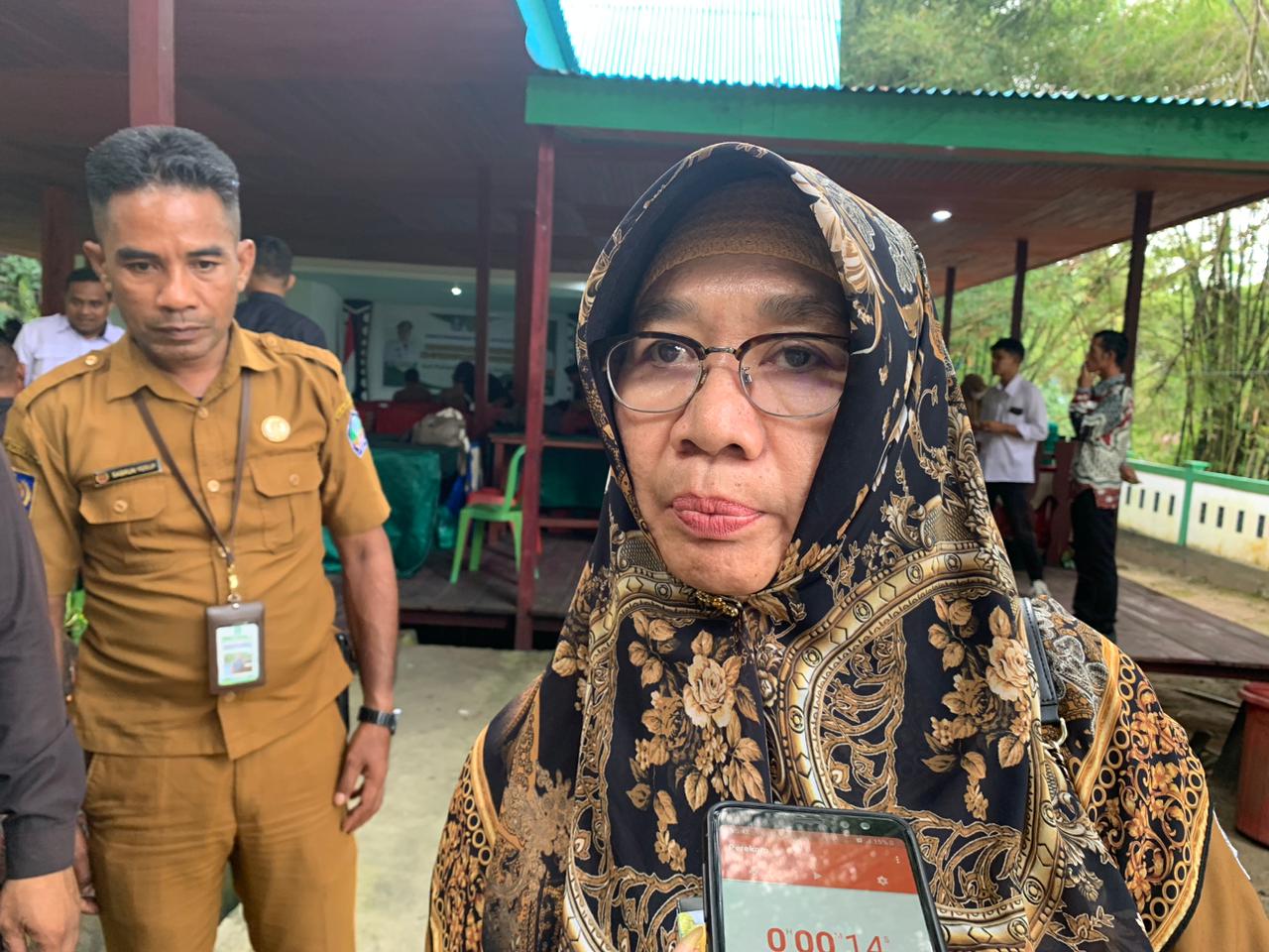 Warga Halmahera Selatan yang Bekerja di PT IWIP, Tak Lagi Ber-KTP Halmahera Tengah