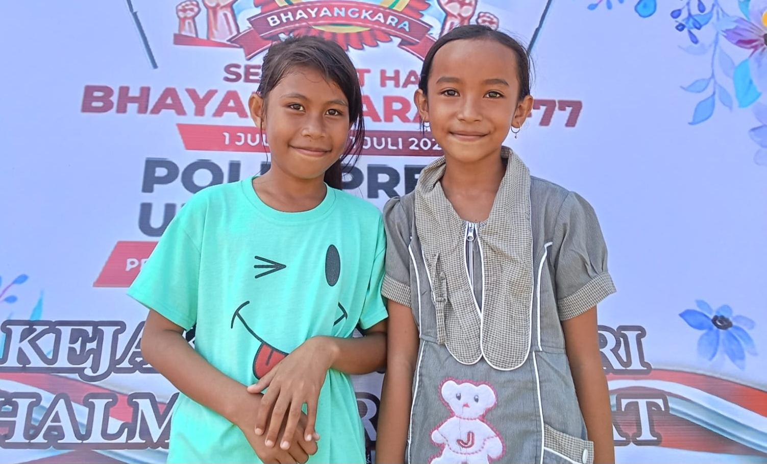 2 Bocah Ini Ungkap Cita-cita Mereka ke Kapolres Halmahera Barat: Saya Mau Jadi Polwan dan Koat Pak!