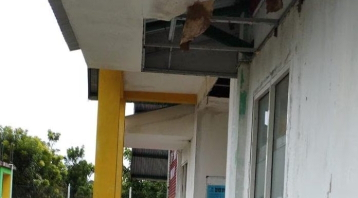 Gedung Puskesmas Toliwang yang Dibangun PT NHM Rusak Parah, Pakai Dana Pribadi untuk Perbaiki