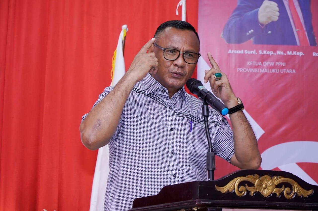 Muhammad Sinen Minta Nakes di Tidore Layani Warga dengan Baik