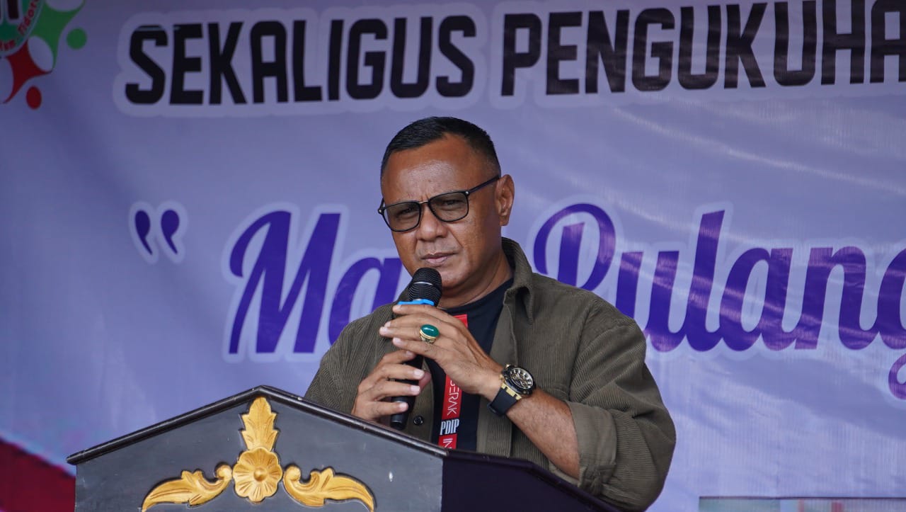 Kukuhkan Alumni SMP N 7 Tidore, Wakil Walikota Berharap Peran Aktif Alumni dalam Pendidikan