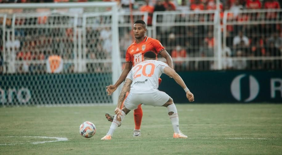 Prediksi Skor, Line Up dan Head to Head PSBS Biak vs Malut United di Stadion Kapten I Wayan Dipta