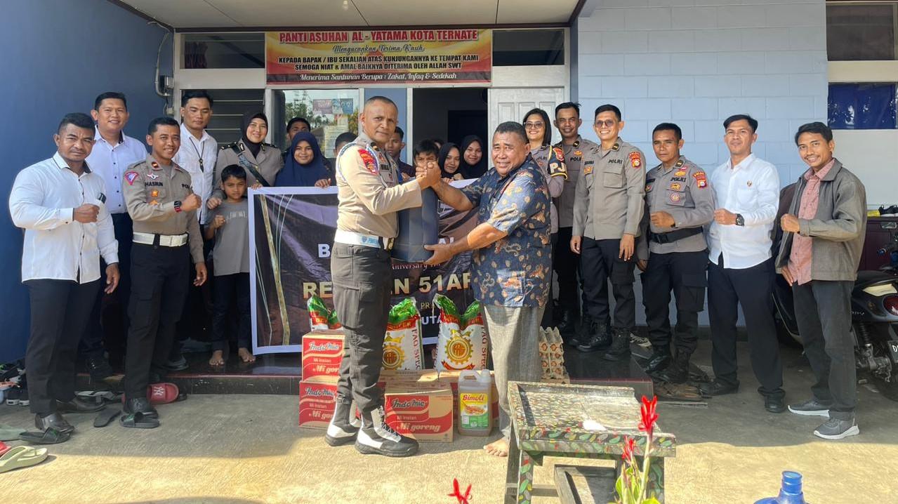 Rayakan Anniversary ke 1 Tahun SIP-51 Polda Maluku Utara Berbagi Bersama Anak Yatim