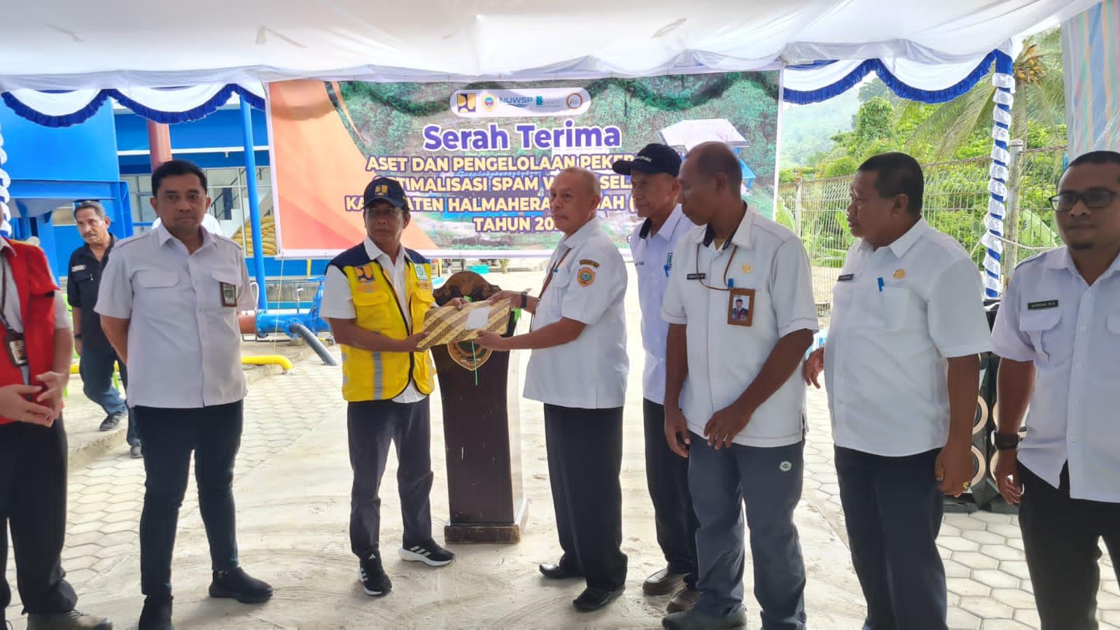 Serah Terima Aset dan Pengelolaan, Solusi Pelayanan Air Bersih di Weda Selatan Halmahera Tengah