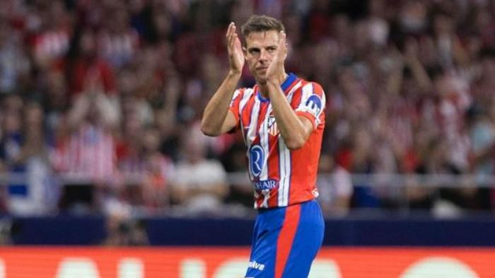 Bek-Atletico-Madrid-Cesar-Azpilicueta-dalam-laga.jpg