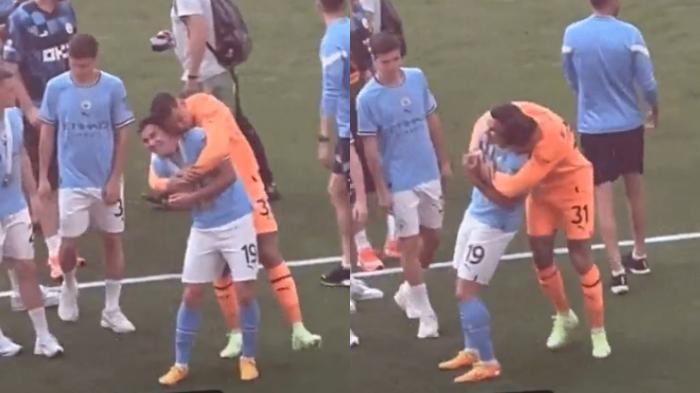 Beredar-viral-video-kiper-Manchester-City-Ederson-memeluk-rekannya-Julian-Alvarez.jpg