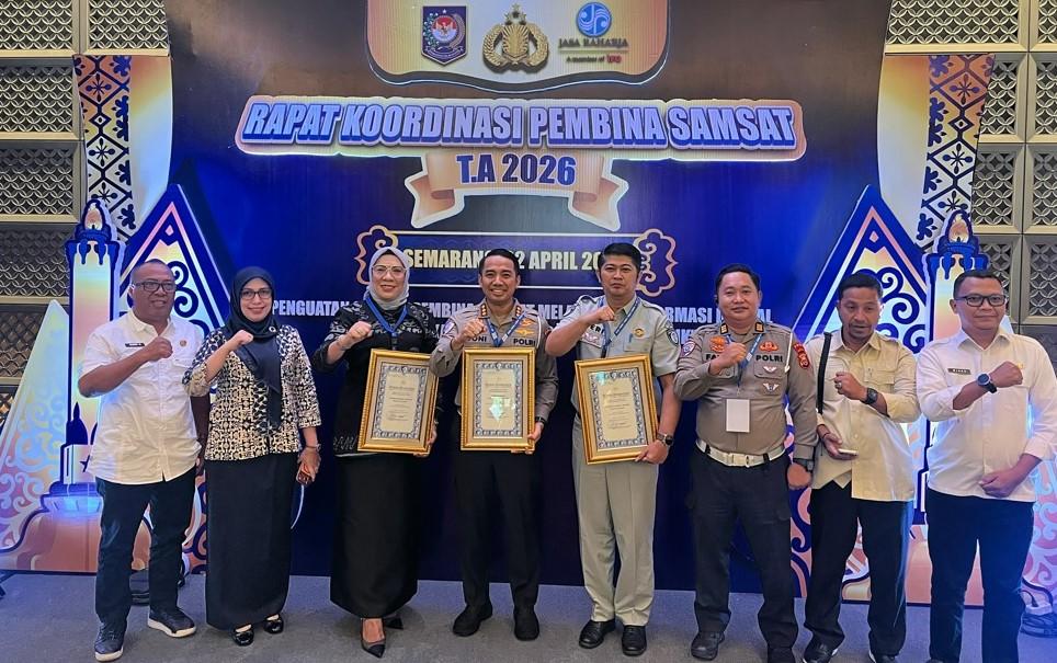 Ditlantas-Polda-Maluku-Utara-kembali-mendapatkan-penghargaan-inovasi-pelayanan.jpg