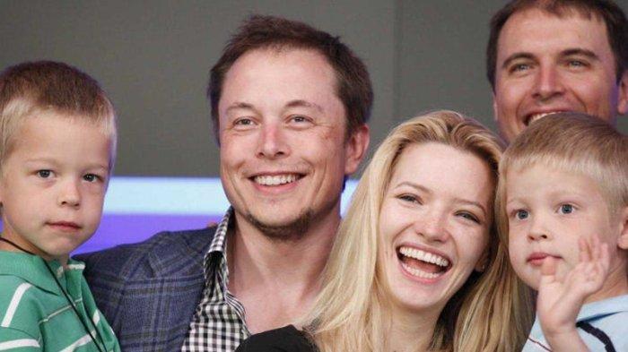 Elon-Musk-dan-Justine-Wilson-serta-anak-anaknya.jpg