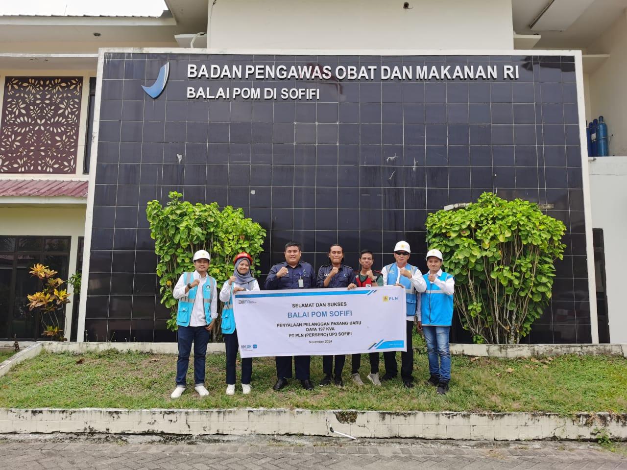 Jelang Nataru, PLN UP3 Sofifi Pasang Baru Daya 197 kVA untuk Laboratorium Balai POM Maluku Utara