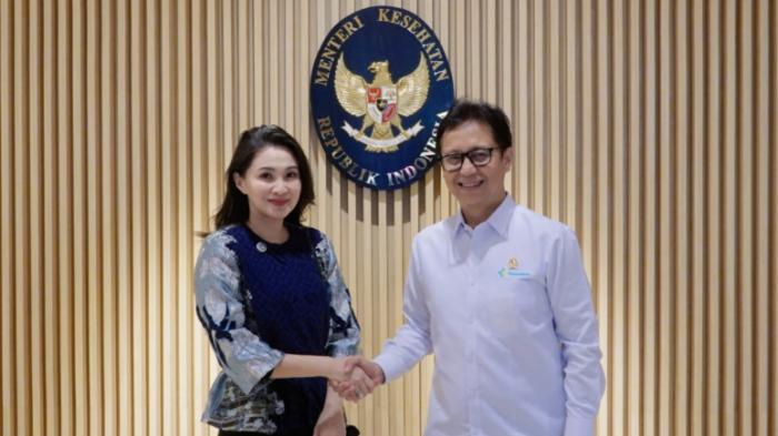 Gubernur-Maluku-Utara-Sherly-Laos-Sherly-Tjoanda-Menteri-Kesehatan-Budi-Gunadi-Sadikin.jpg