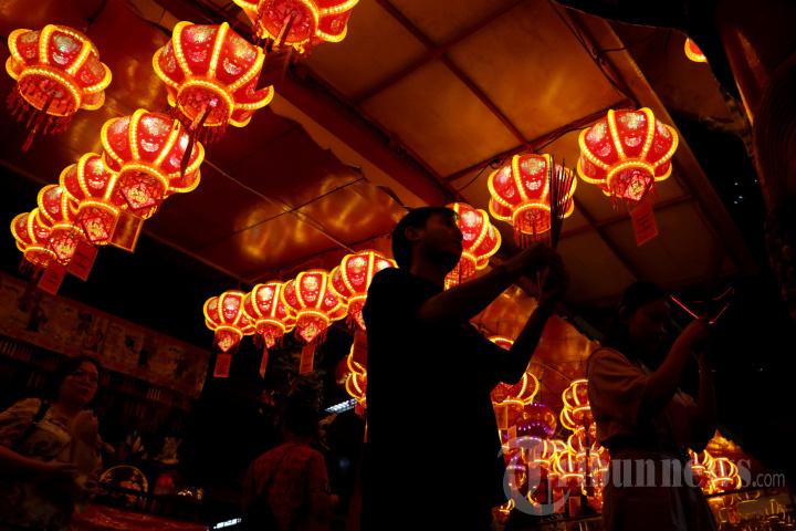 Ilustrasi-Shio-Imlek-Tahun-Baru-China-lampion-Selasa-2812025.jpg