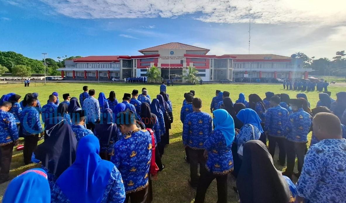 PNS Morotai Maluku Utara Diminta Bekerja Lebih Keras dan Berkontribusi Positif