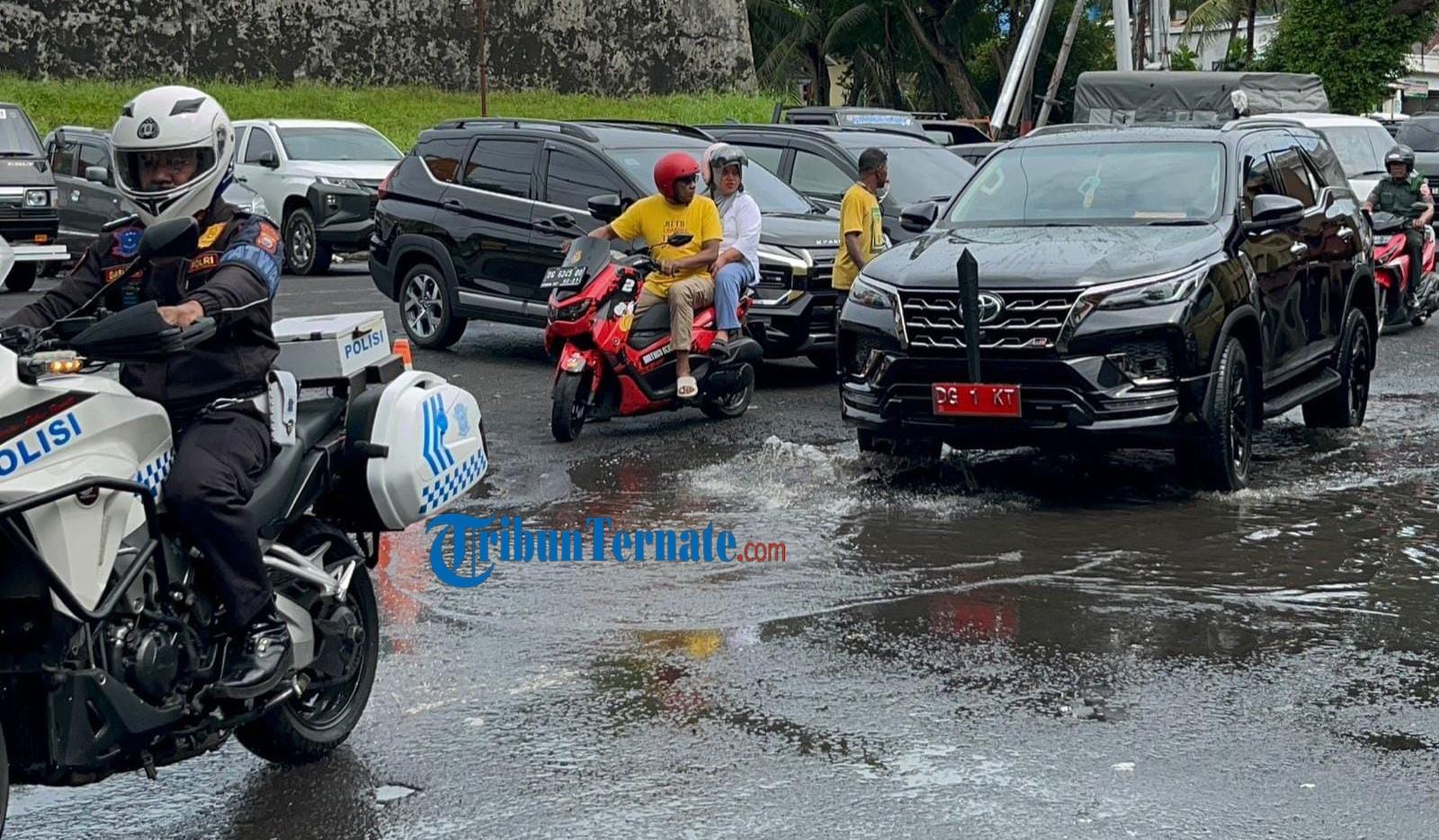 Masih Ada Jalan Berlubang di Pusat Kota Ternate, Tauhid Soleman: Segera Diperbaiki