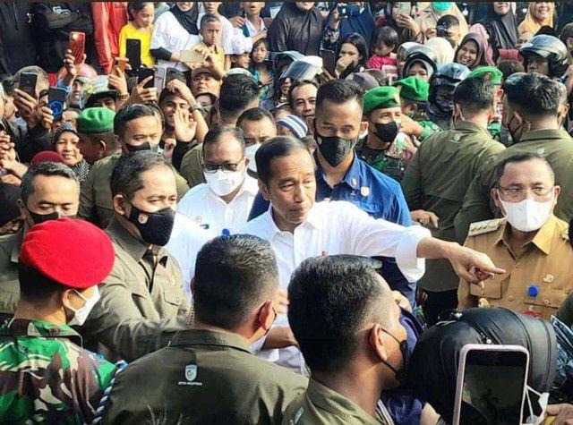 Refleksi 10 Tahun Pemerintah Jokowi, Ini Infrastruktur Nasional yang Dibangun di Maluku Utara