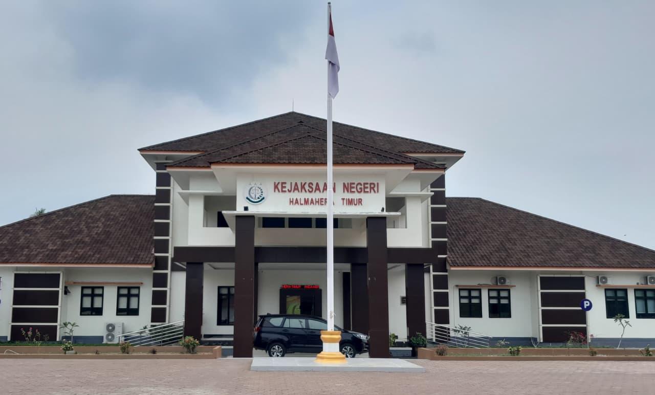 Kantor-Kejari-Halmahera-Timur.jpg