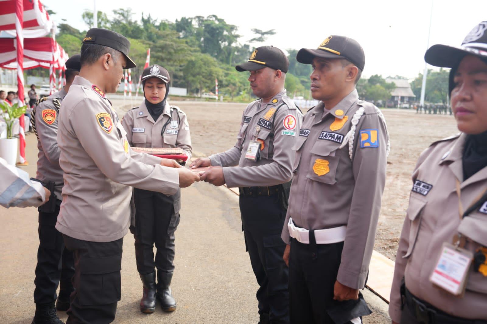 Kapolda Maluku Utara Irjen Pol Midi Siswoko Akui Peran Penting Satpam