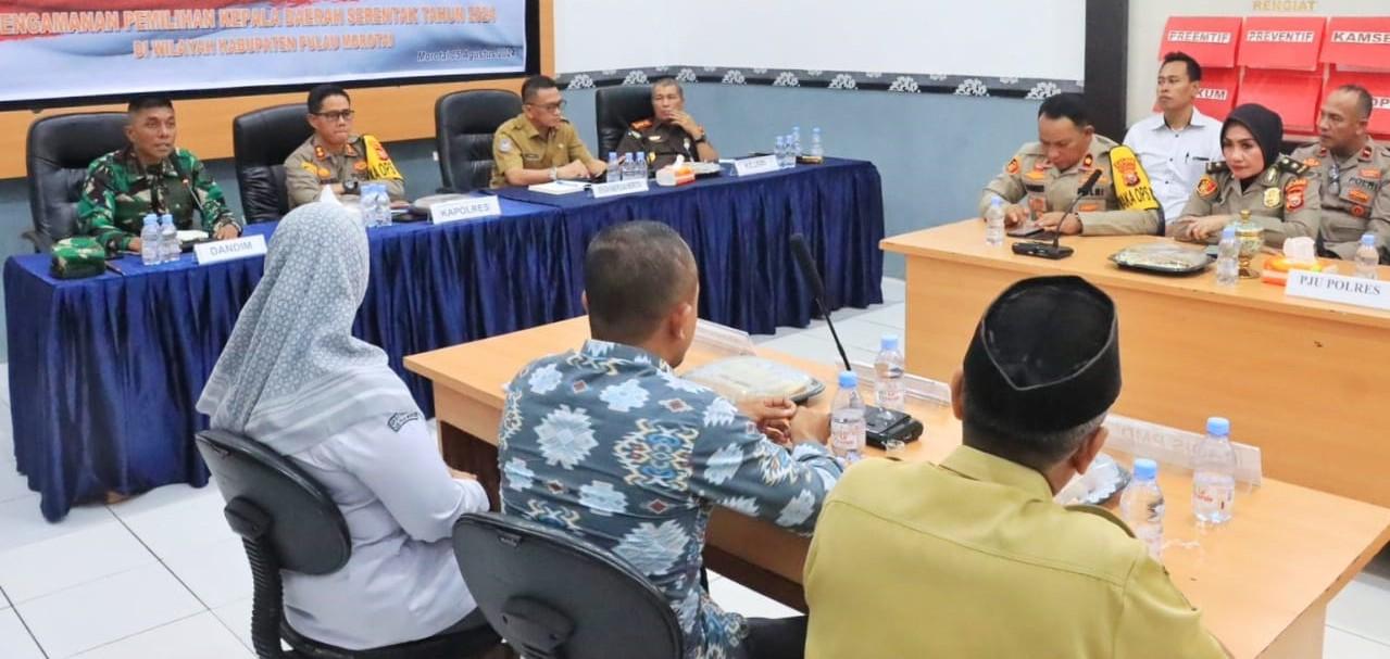 Libatkan Pemkab dan Forkopimda, Bawaslu Morotai Maluku Utara Rapat Persiapan Tahapan Pilkada 2024