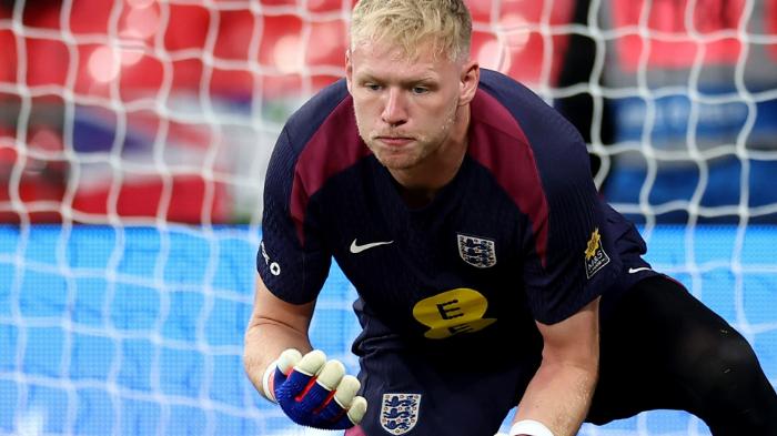 Pesan Tersirat untuk Mikel Arteta, Kiper Arsenal Aaron Ramsdale: Ga Ada Pemain yang Rela Ga Main