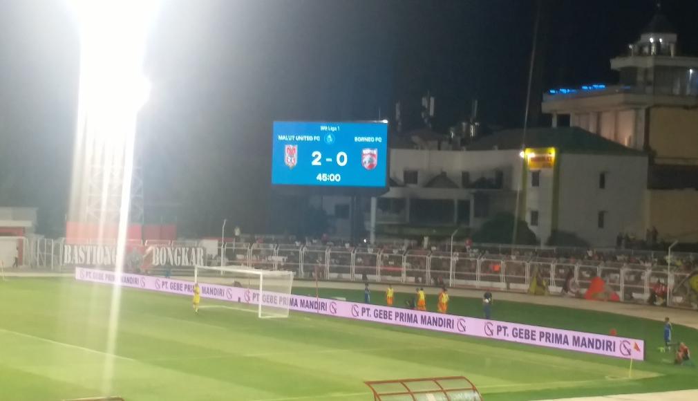 Malut United Unggul 2-0 atas Borneo FC di Paruh Pertama